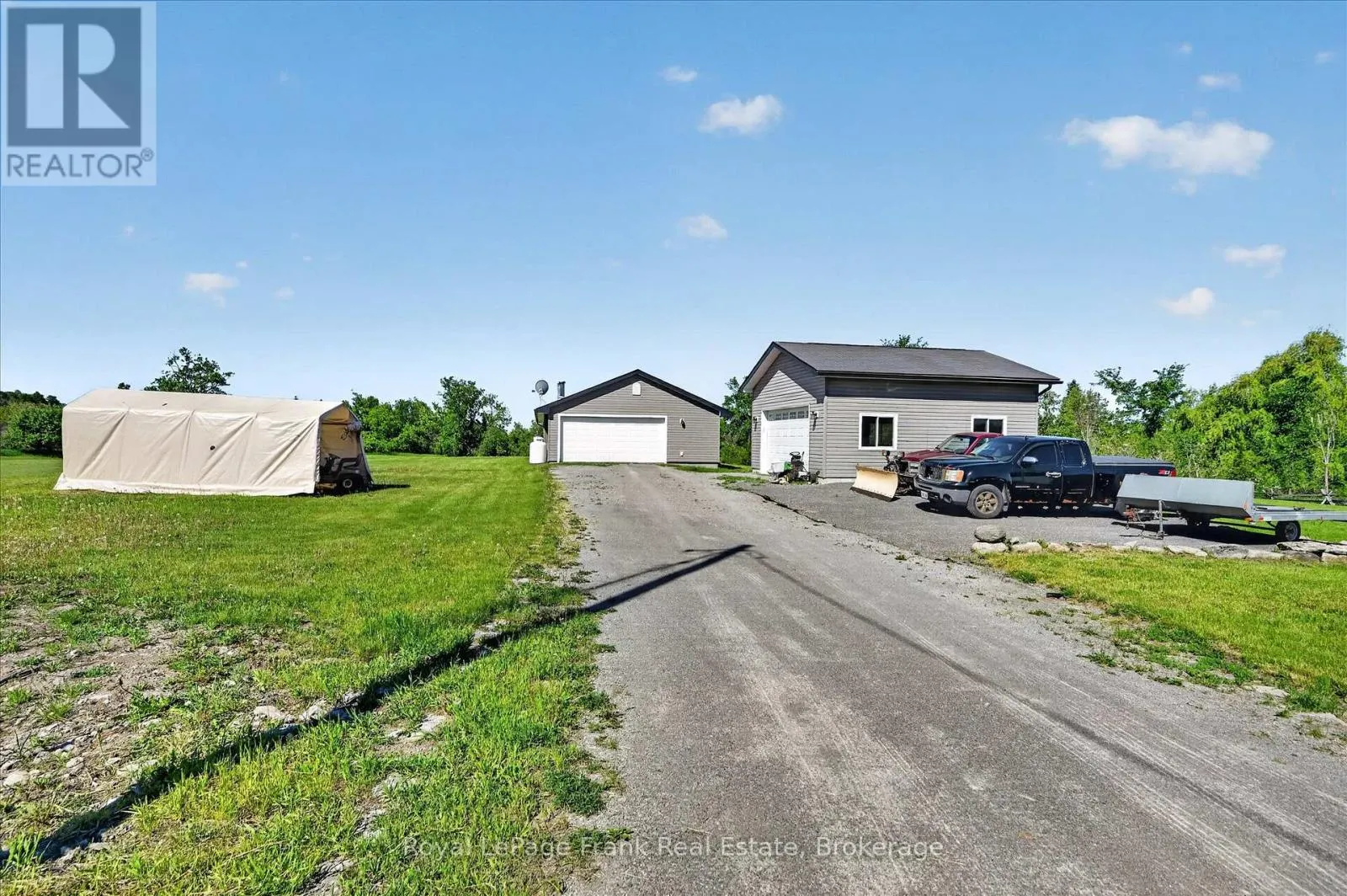 394 7TH LINE ROAD