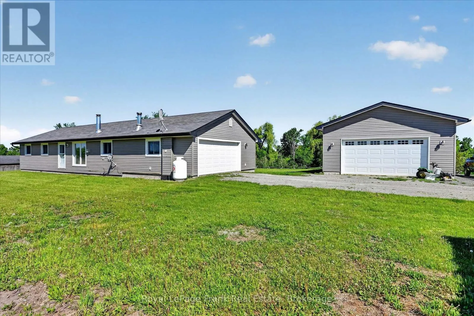 394 7TH LINE ROAD