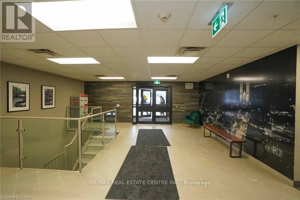 107 - 7 KAY CRESCENT