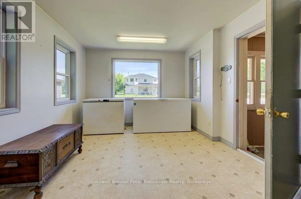 1365 BRUCE ROAD 15 ROAD