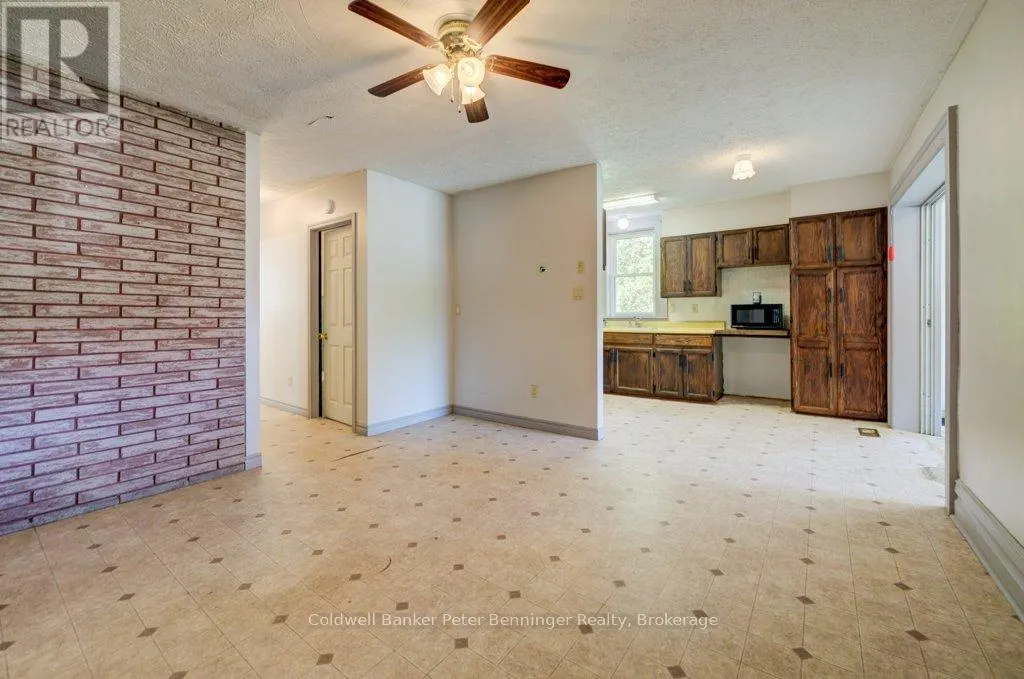 1365 BRUCE ROAD 15 ROAD