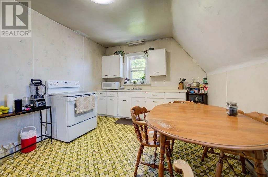 1365 BRUCE ROAD 15 ROAD