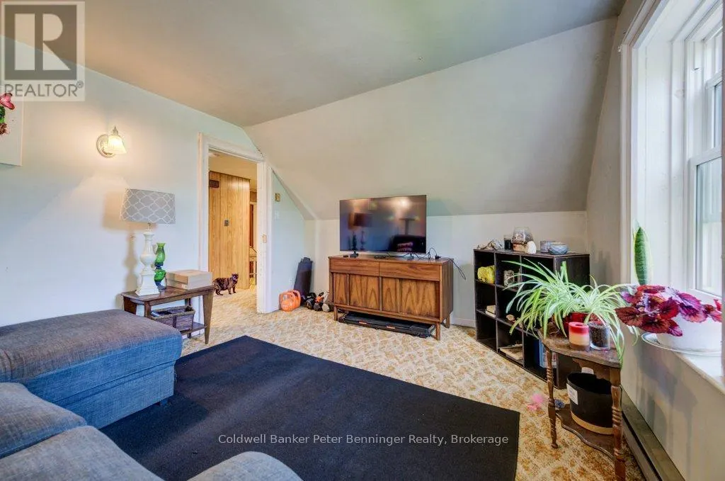 1365 BRUCE ROAD 15 ROAD