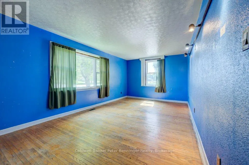 1365 BRUCE ROAD 15 ROAD