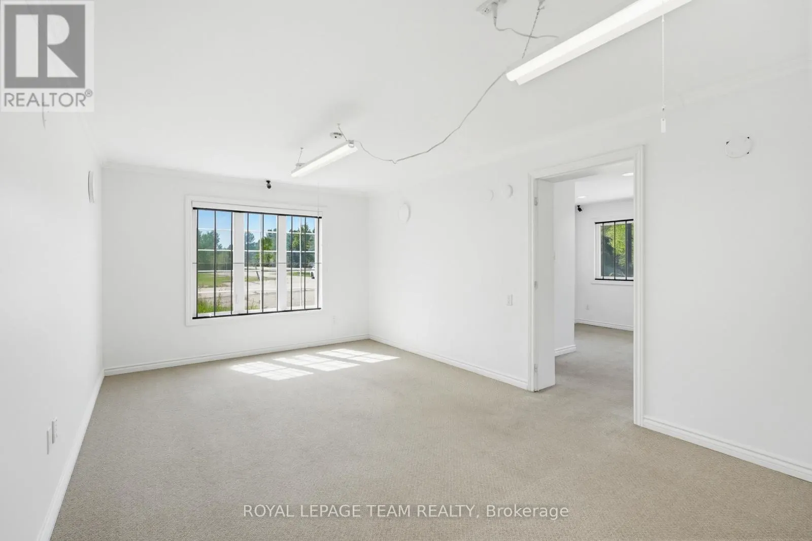 2427 PETAWAWA BOULEVARD