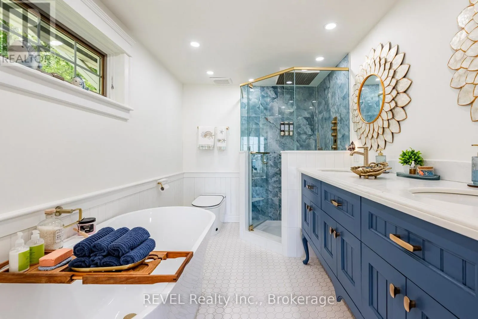 3091 THUNDER BAY ROAD