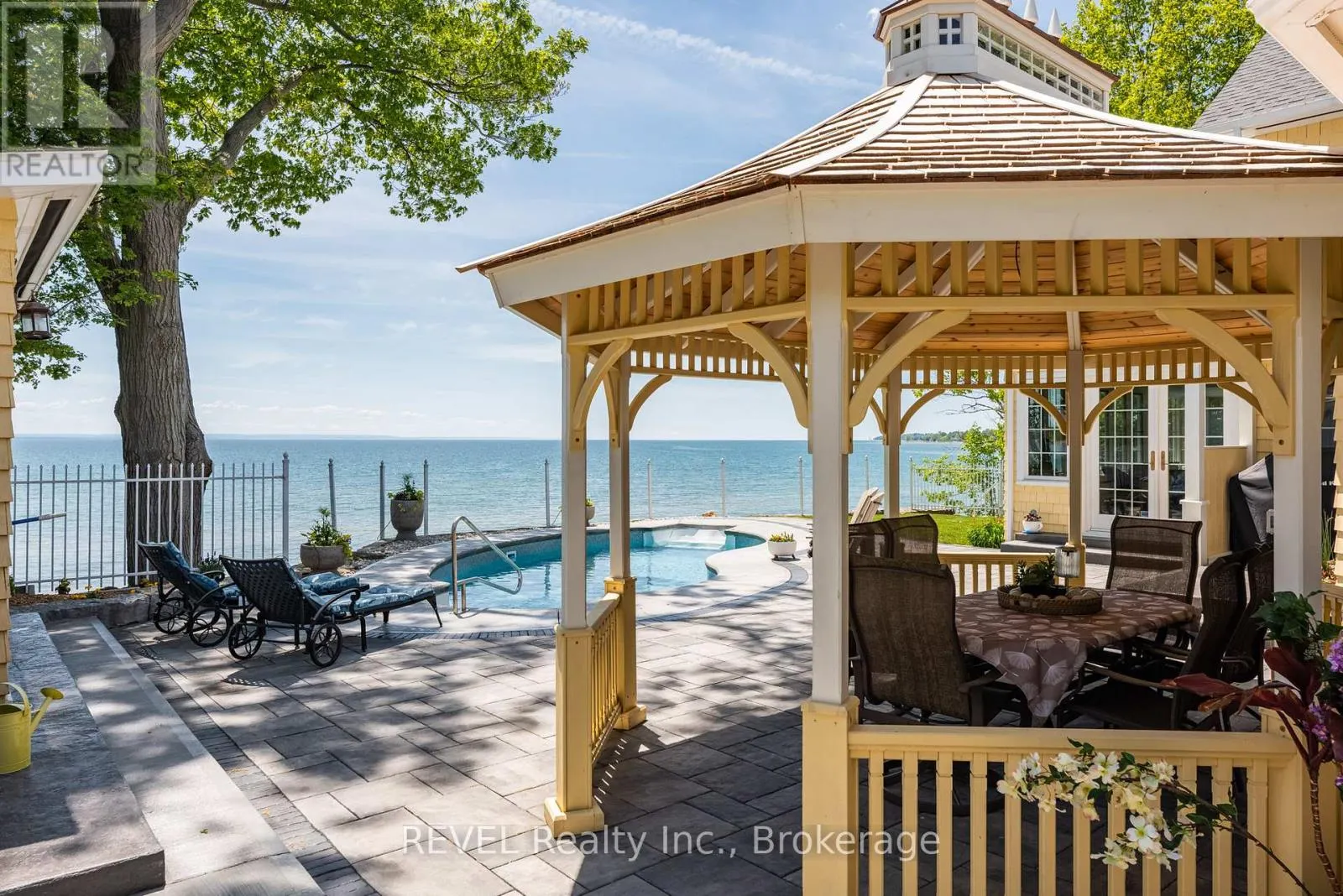 3091 THUNDER BAY ROAD