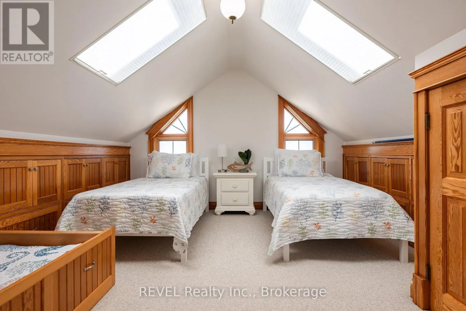 3091 THUNDER BAY ROAD
