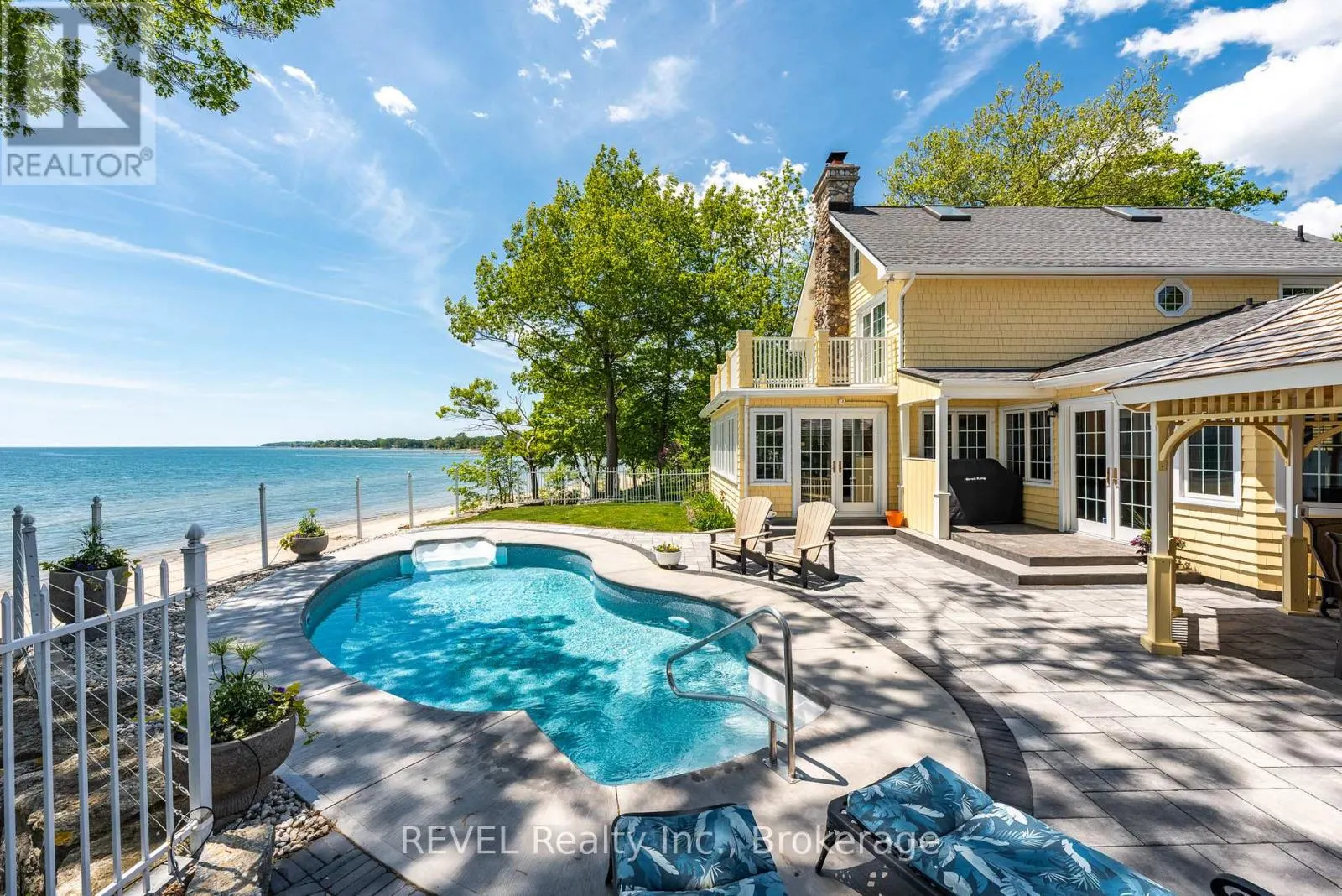 3091 THUNDER BAY ROAD