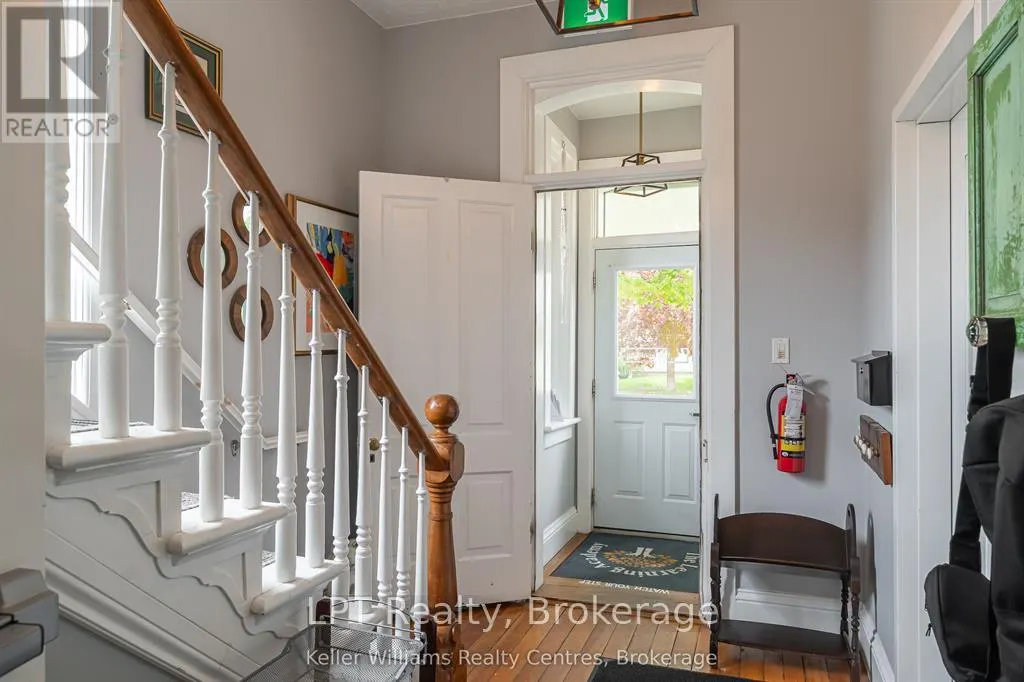 569 CATHERINE STREET