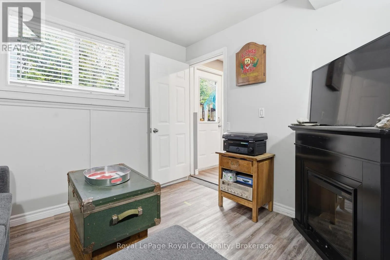 13 - 320 ALMA STREET #13