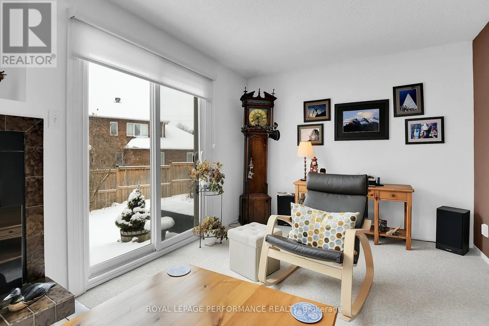 43 WATERVIEW COURT