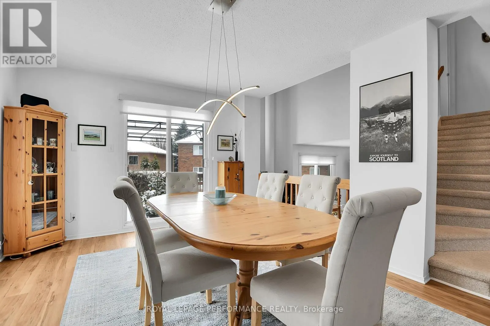 43 WATERVIEW COURT