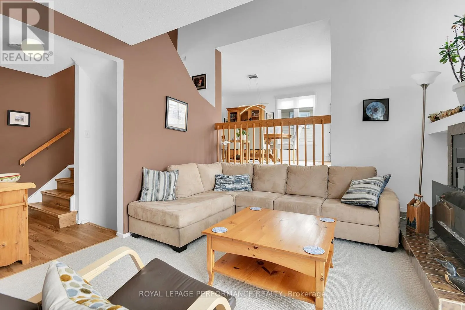 43 WATERVIEW COURT