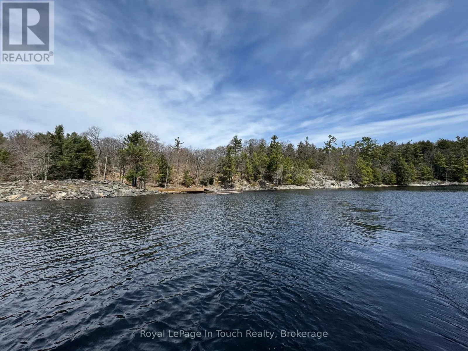 10 UNDERHILL ISLAND