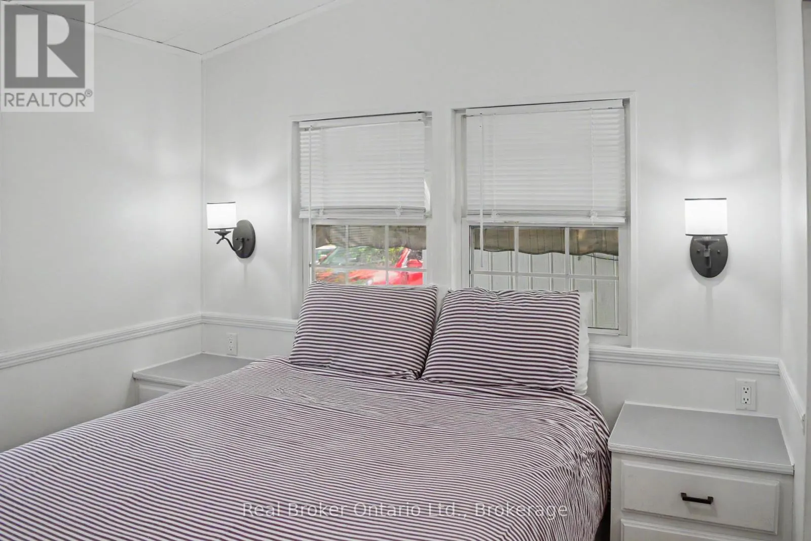 M39 - 13 SOUTHLINE AVENUE #M39