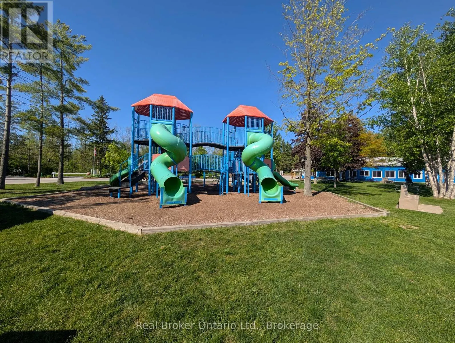 M39 - 13 SOUTHLINE AVENUE #M39