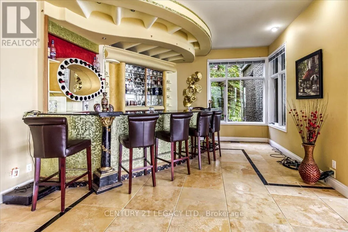 376 MAKI AVENUE