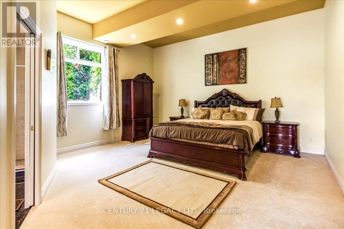 376 MAKI AVENUE