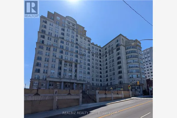 512 - 135 JAMES STREET S