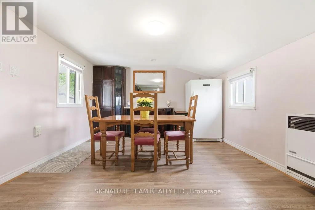 83 FOYMOUNT ROAD