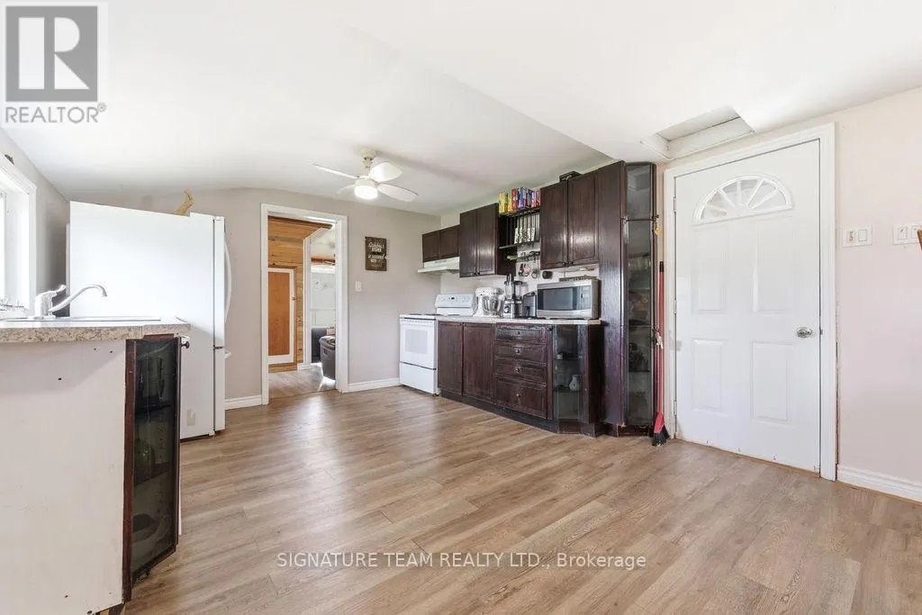 83 FOYMOUNT ROAD