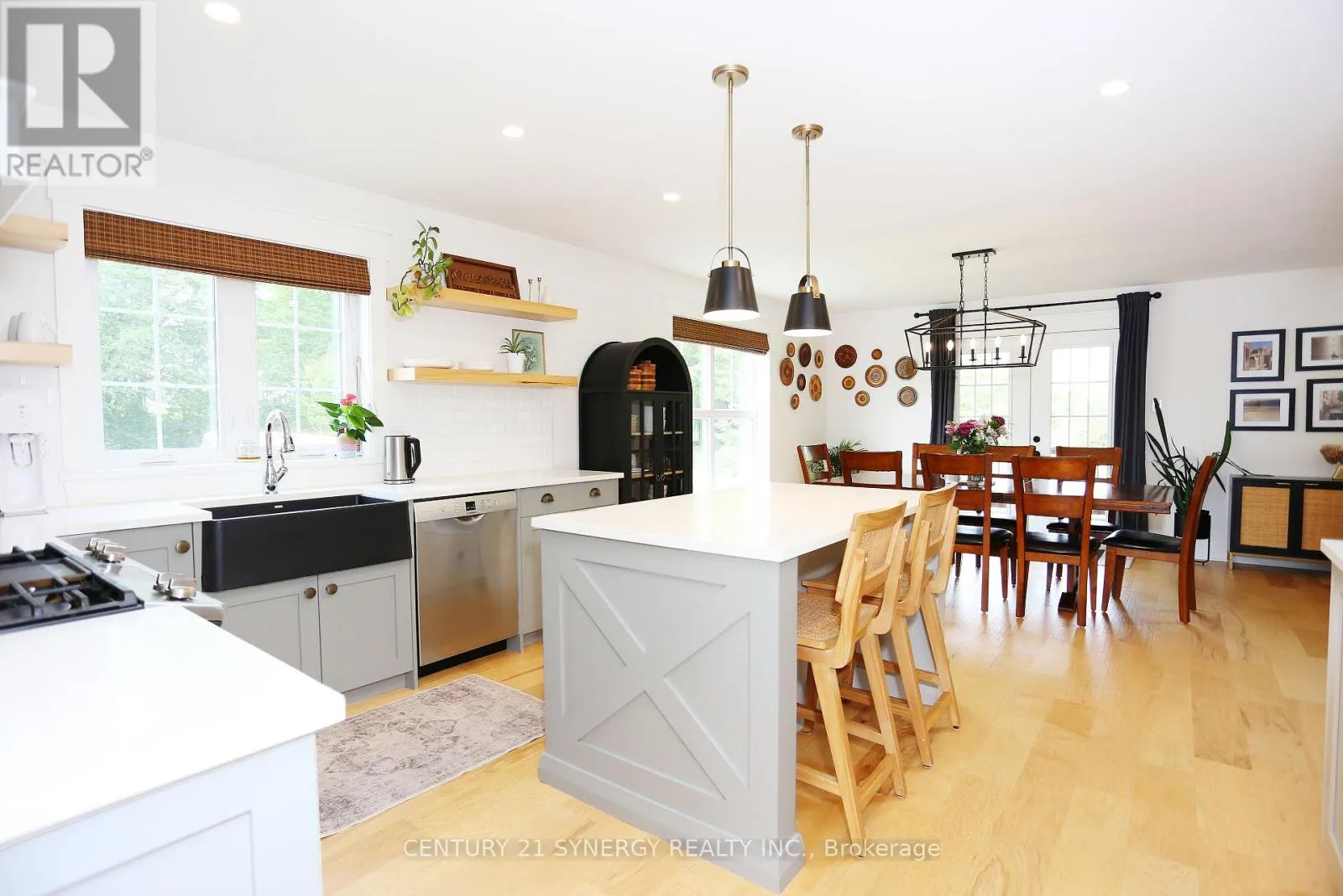 8 OTTER LAKE ROAD