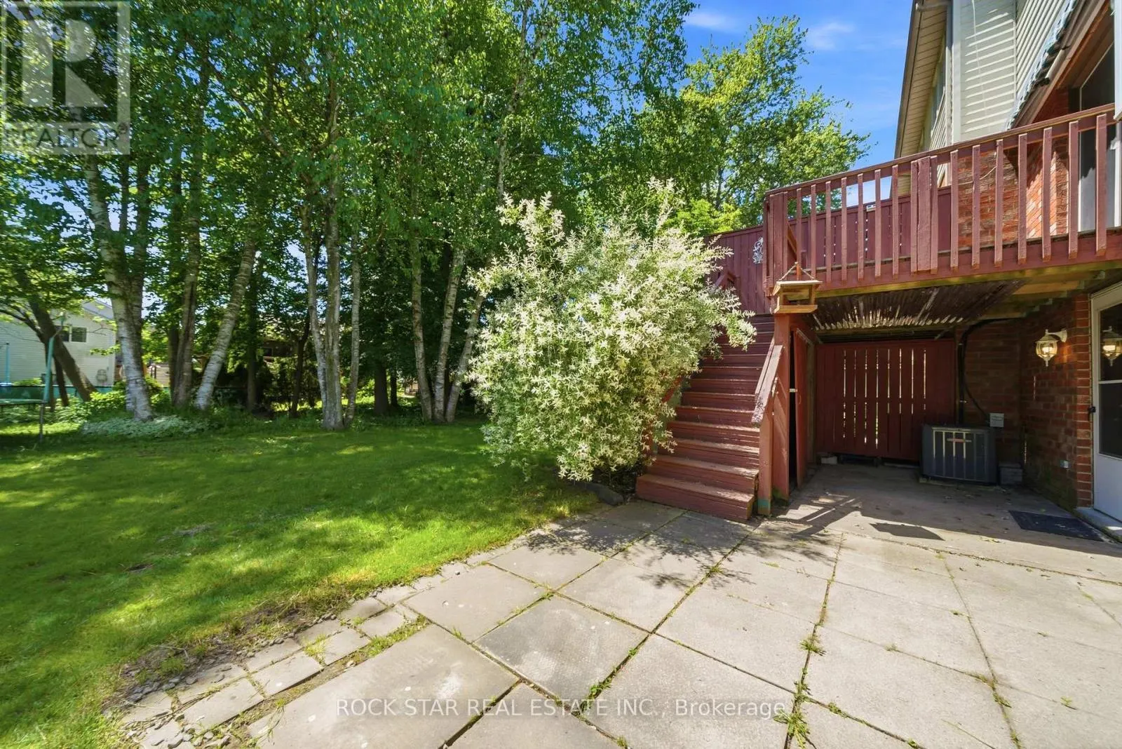 180 LAWRENCE LANE