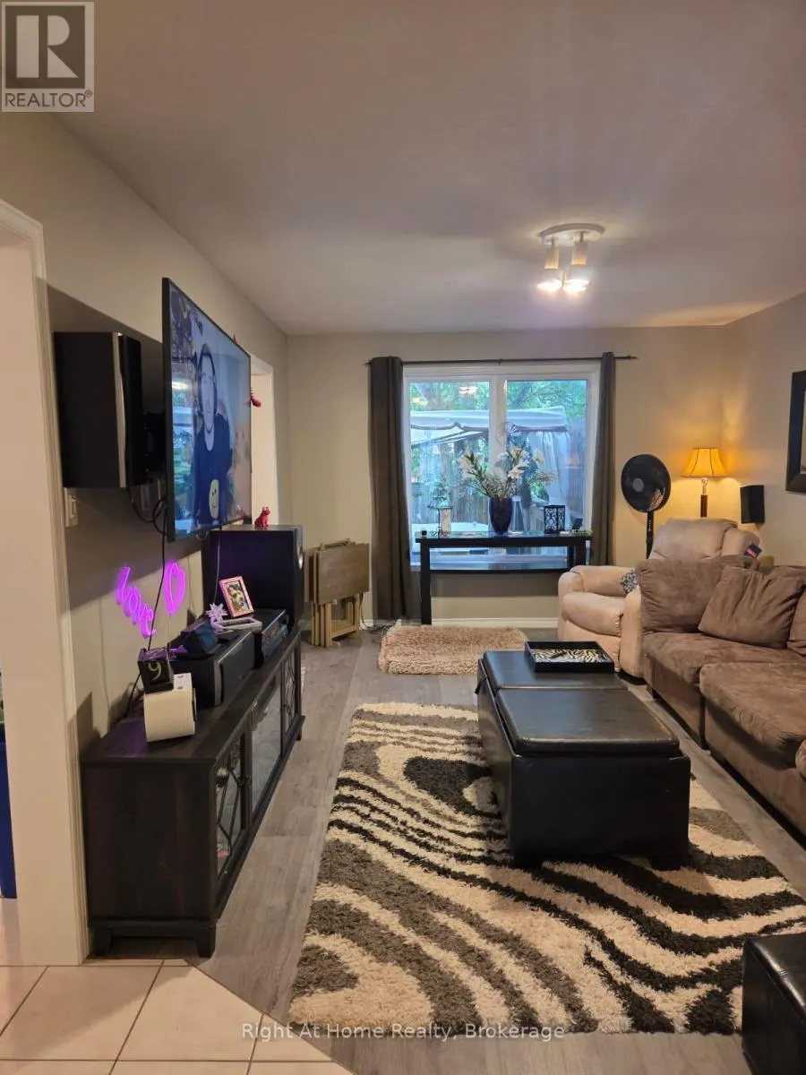 21 FULLER DRIVE
