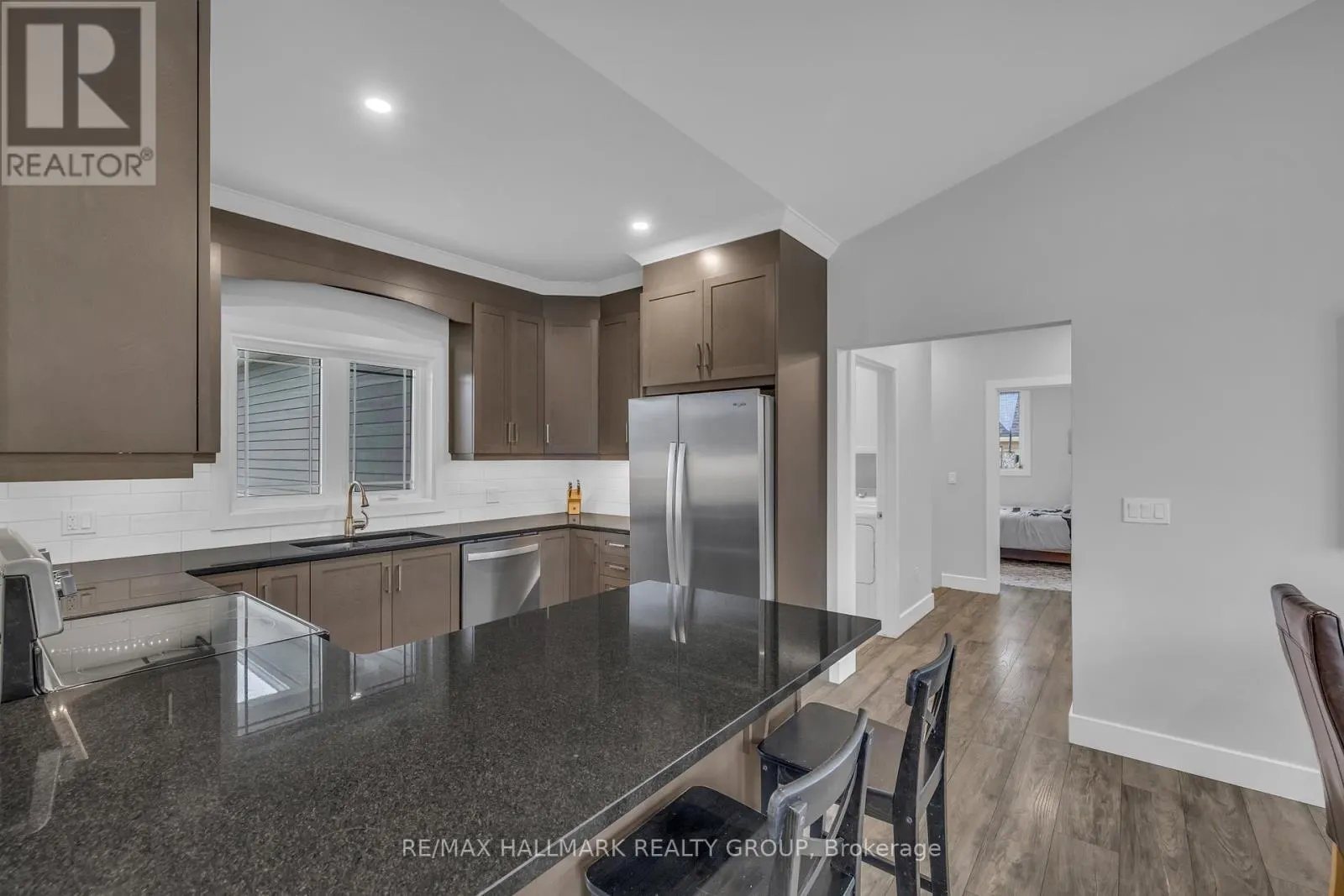 1077 SHEARER DRIVE