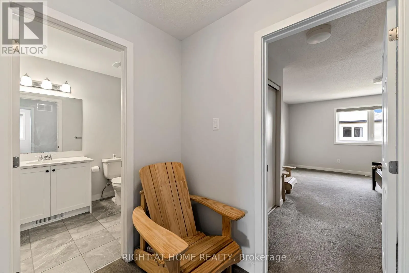 221 BILLRIAN CRESCENT