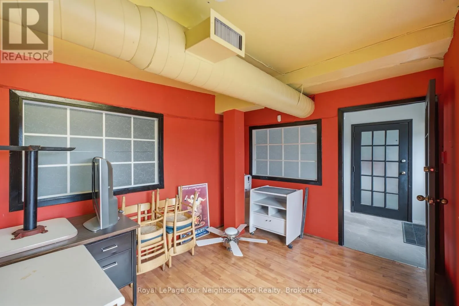 #9 - 41 JOHN STREET ##9