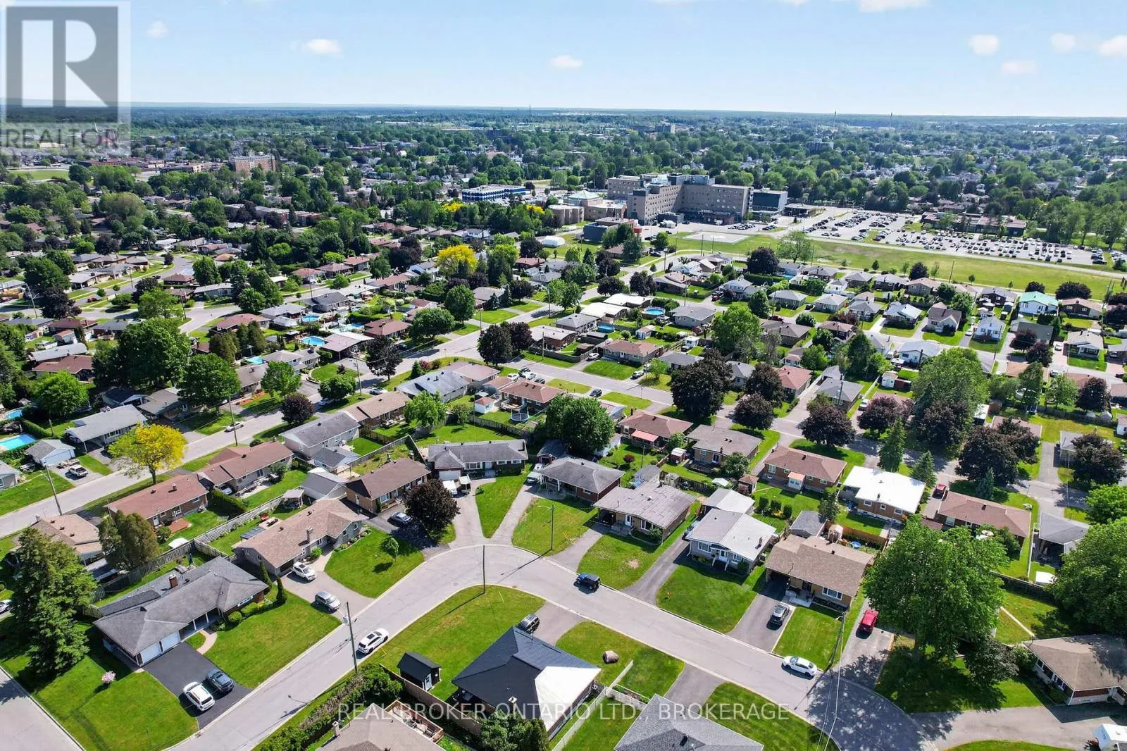 821 HALDIMAND CRESCENT