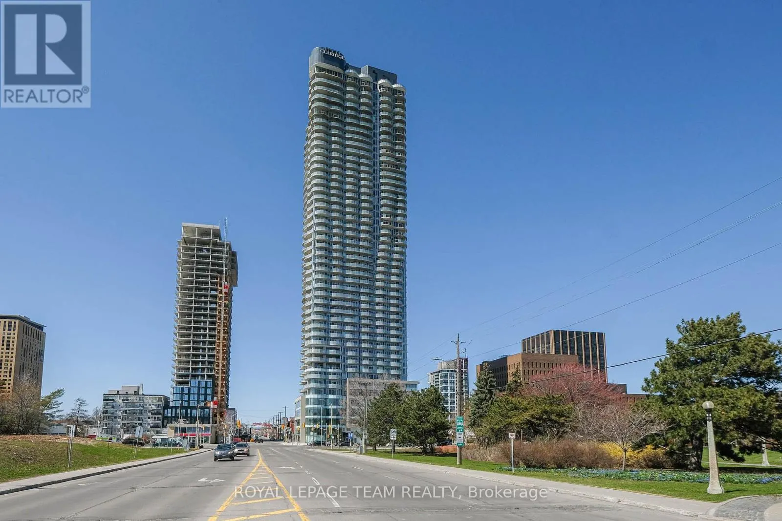 1508 - 805 CARLING AVENUE