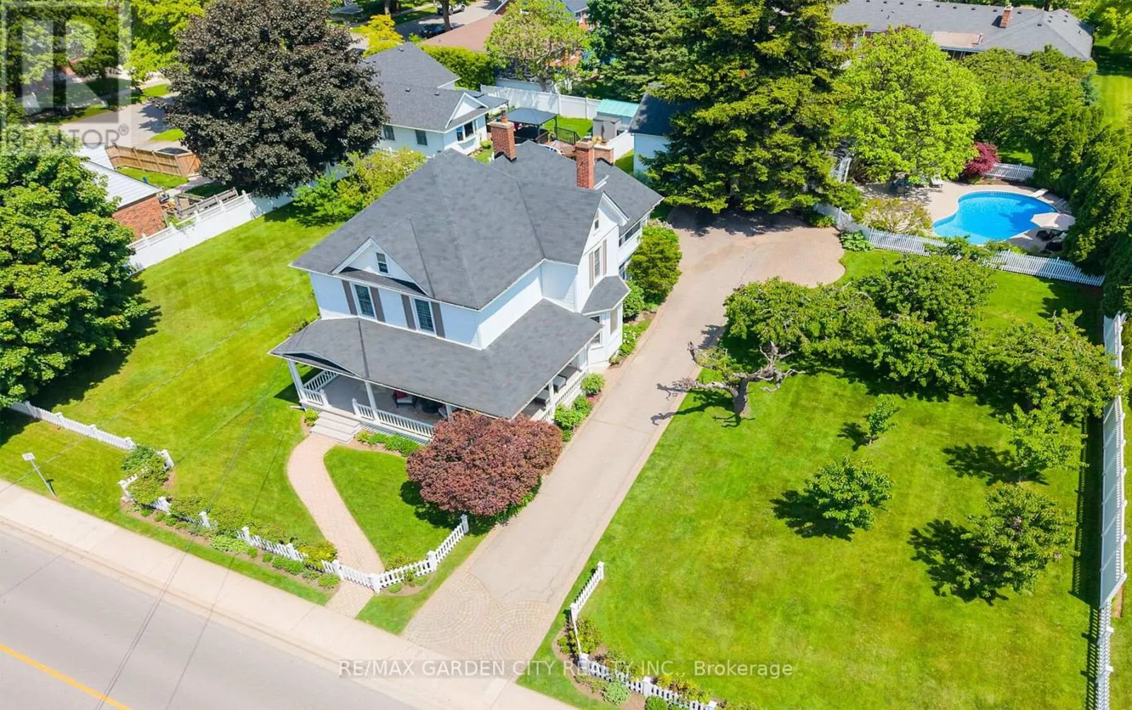 24-26 MAPLE AVENUE