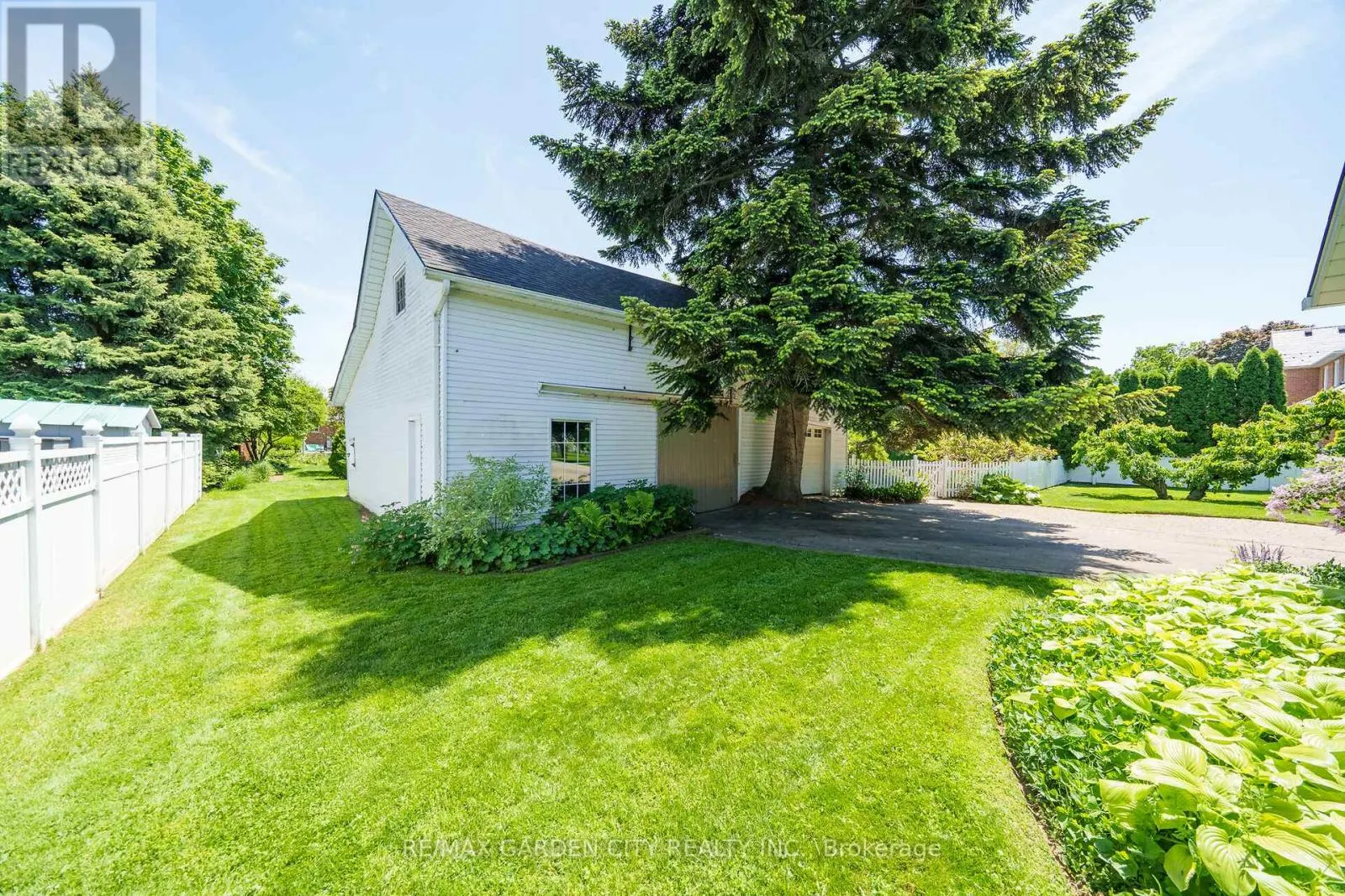 24-26 MAPLE AVENUE