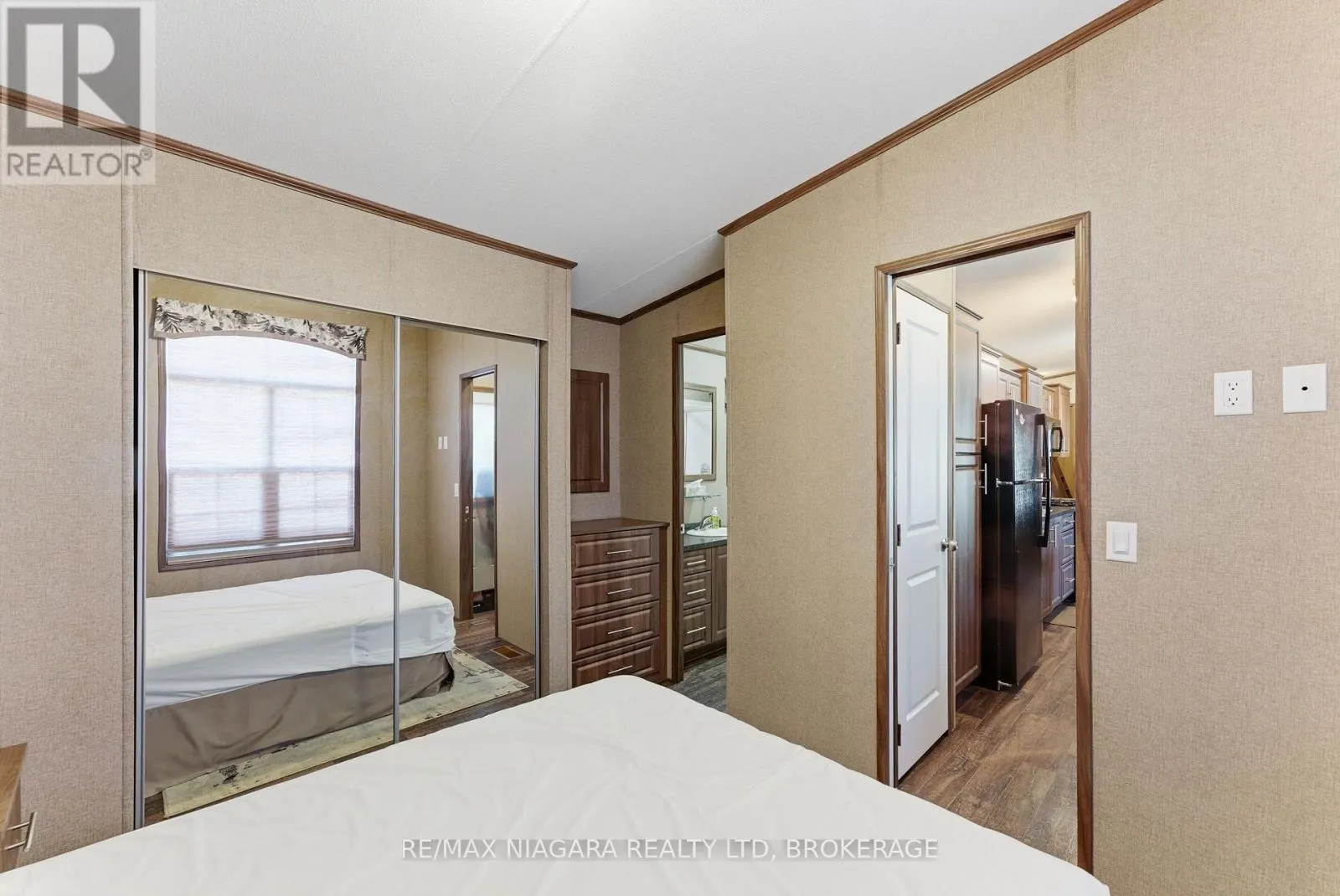 218 - 1501 LINE 8 ROAD #218