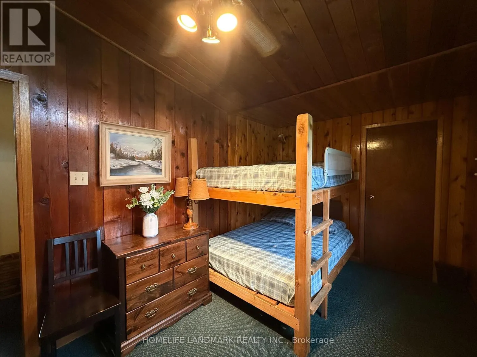 8 - 1093 COOPER POINT ROAD