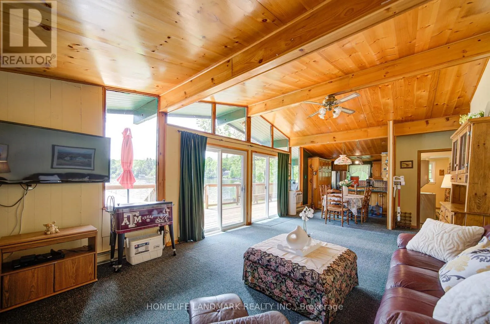 8 - 1093 COOPER POINT ROAD
