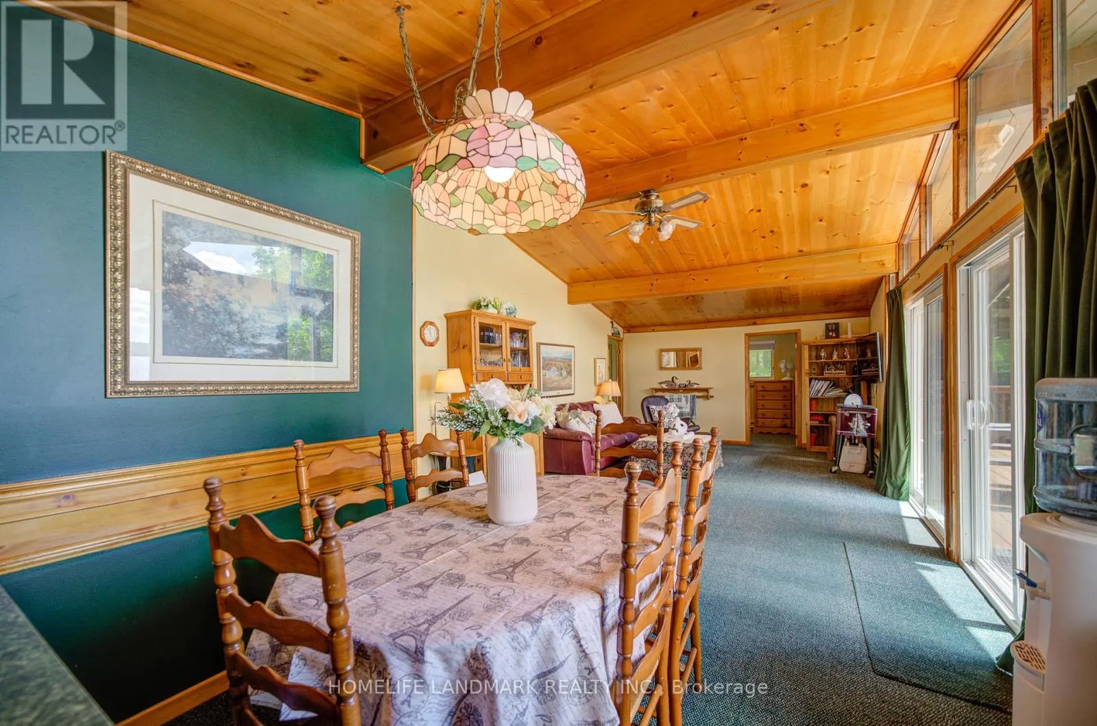 8 - 1093 COOPER POINT ROAD