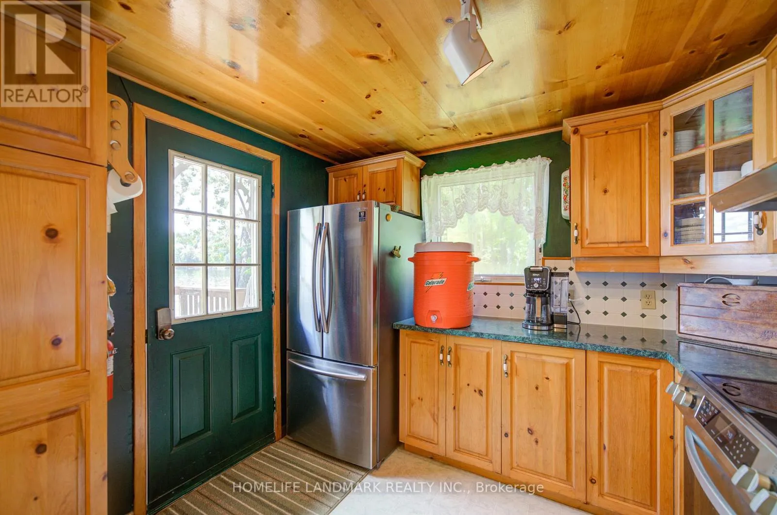 8 - 1093 COOPER POINT ROAD