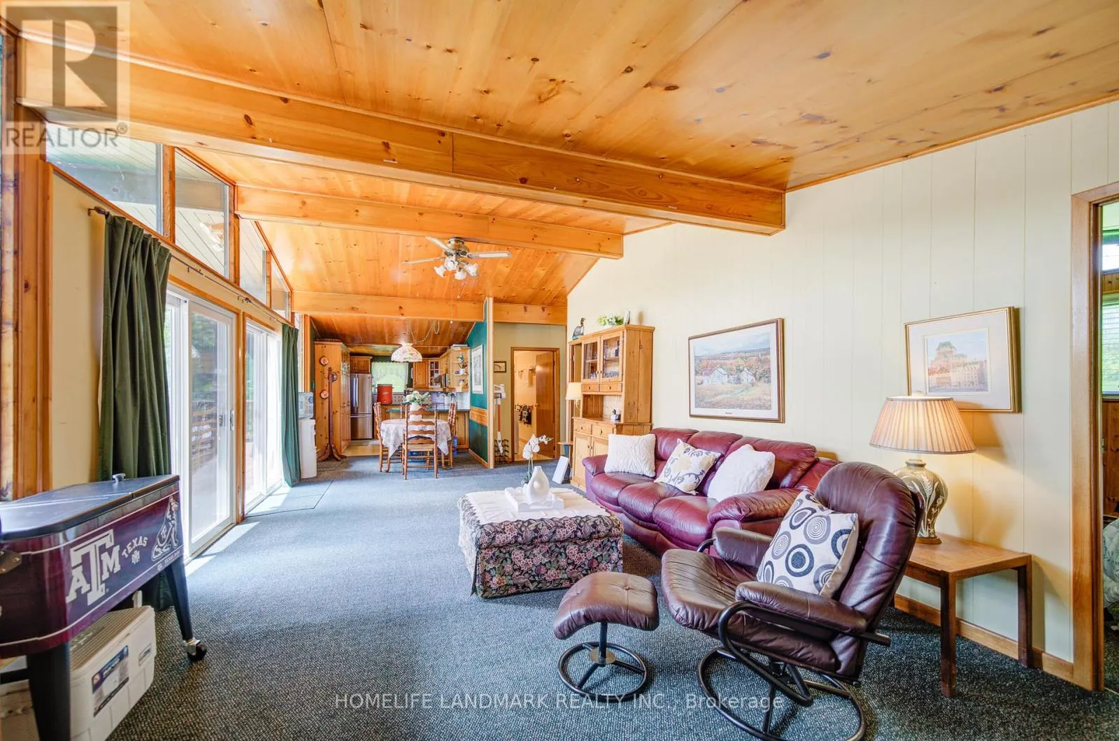 8 - 1093 COOPER POINT ROAD