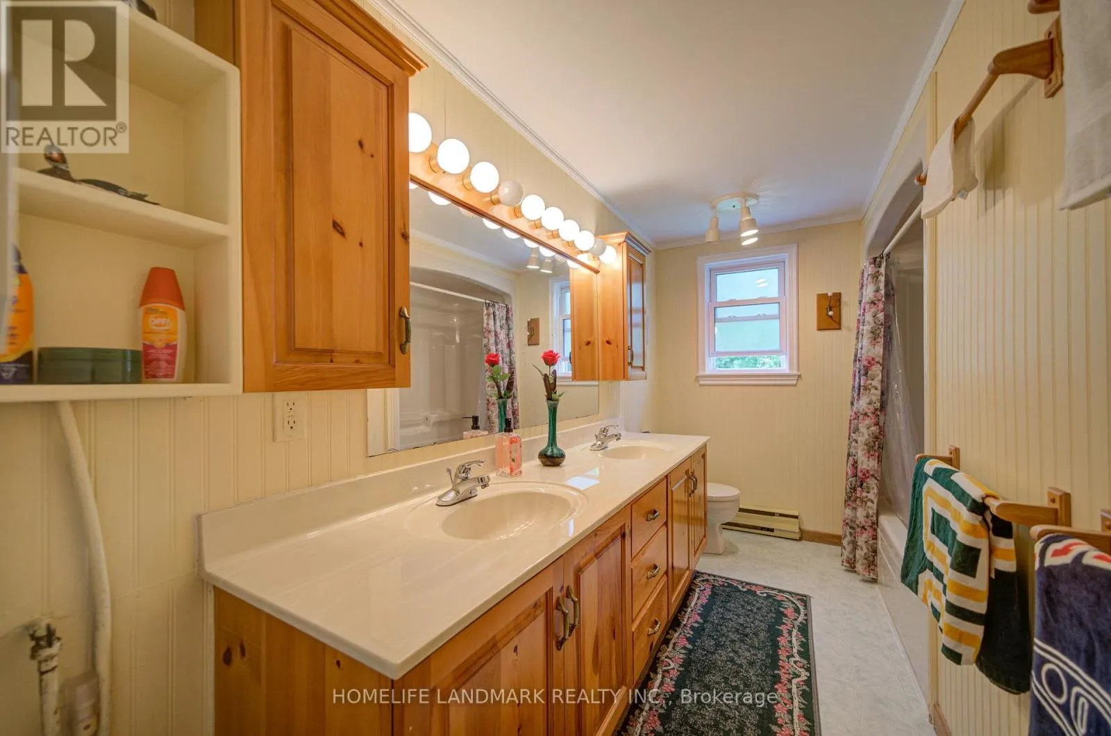 8 - 1093 COOPER POINT ROAD
