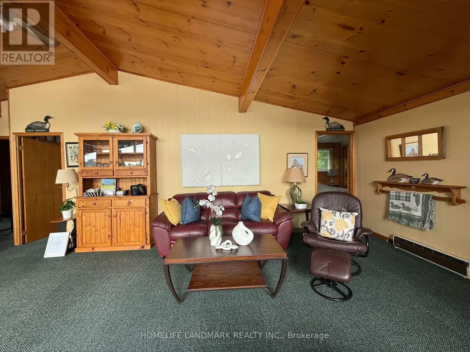 8 - 1093 COOPER POINT ROAD