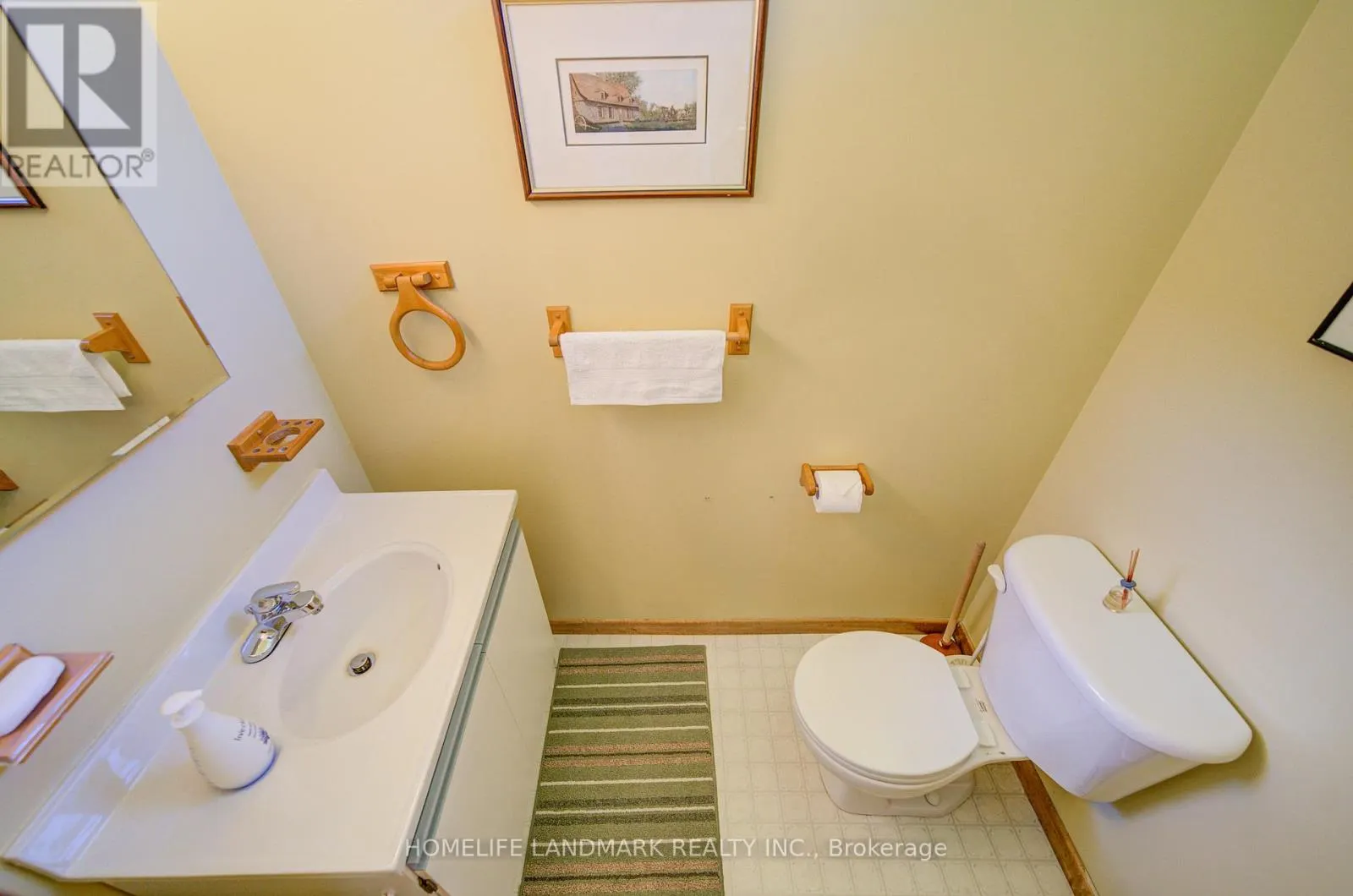 8 - 1093 COOPER POINT ROAD