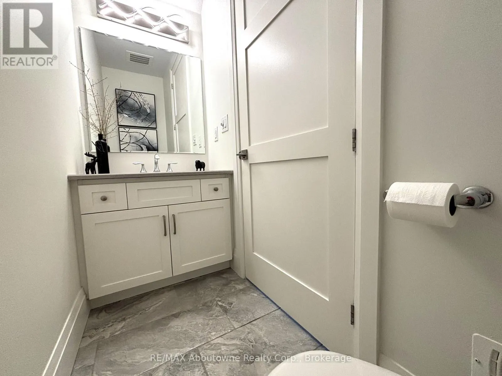 RL5 - 53 ARTHUR STREET S #RL5