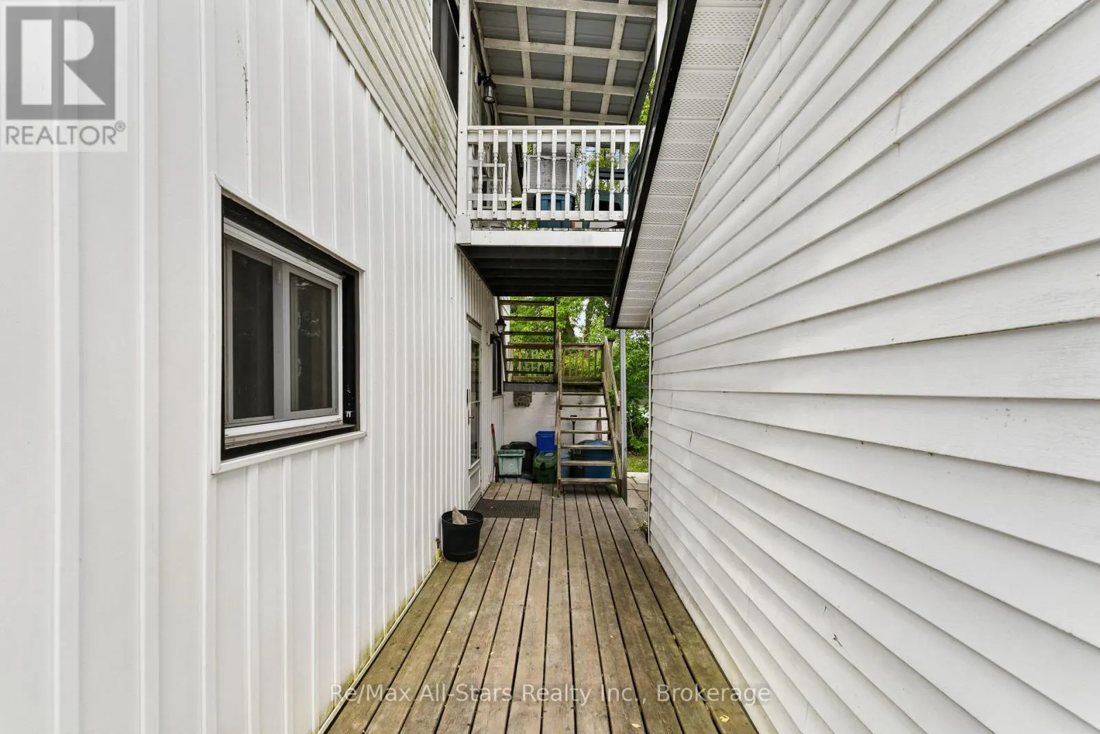 13 EVA STREET
