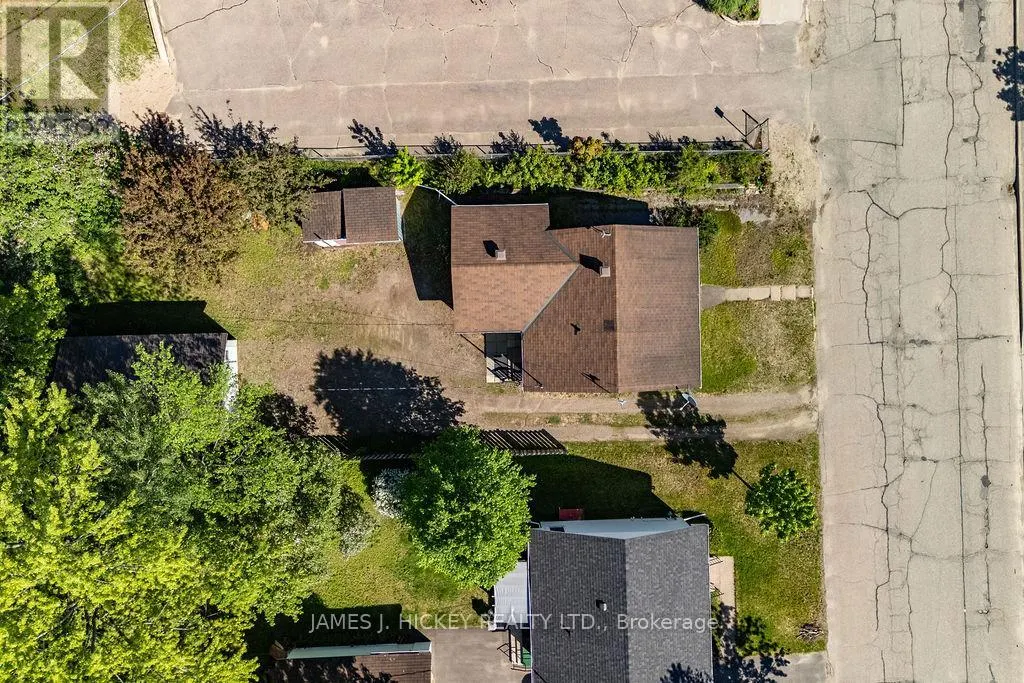 6 HILLCREST AVENUE