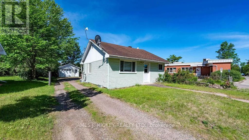 6 HILLCREST AVENUE