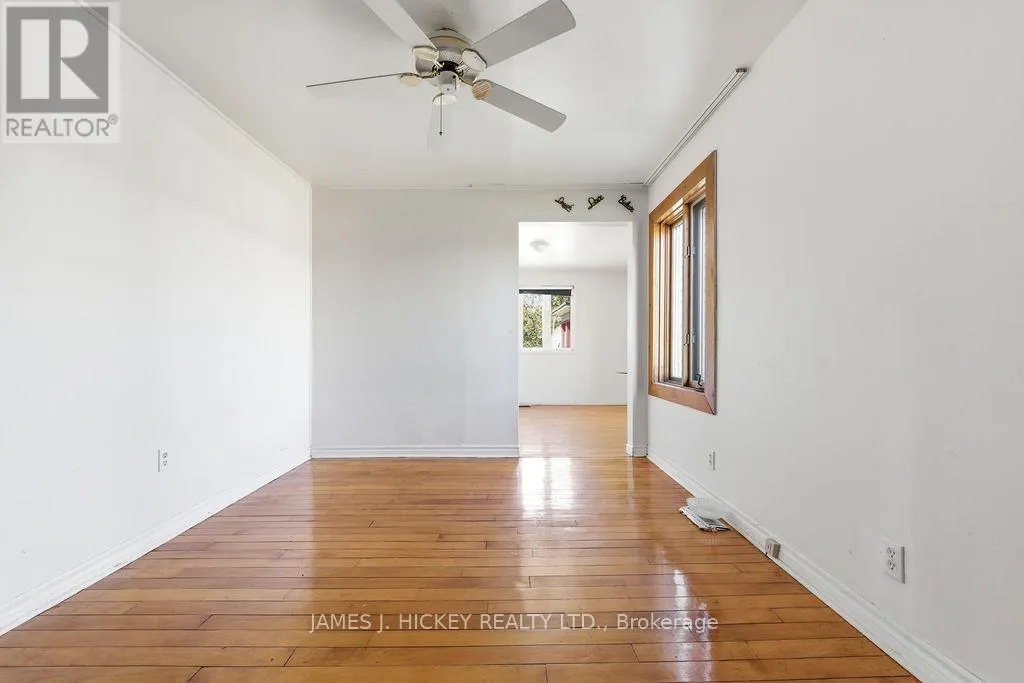 6 HILLCREST AVENUE